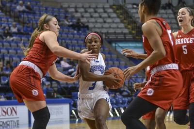 Isu Women Face A Tough Mvc Weekend As Drake Uni Visit Indiana