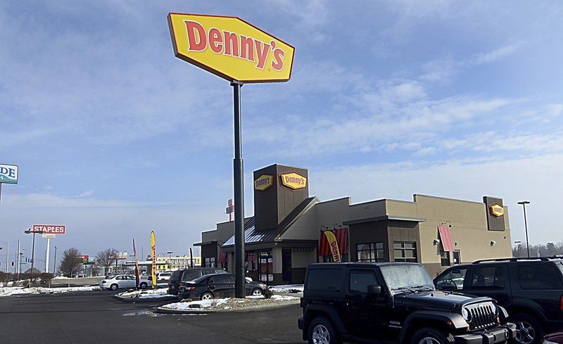 Friendliness, food bring longtime Denny's diners back — to their own table, News