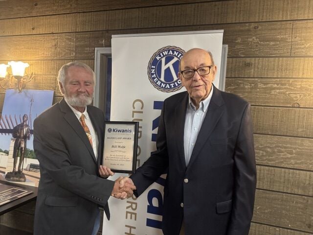 Kiwanis honors Hand Clasp Award winner Bill Wolfe | Features | tribstar.com