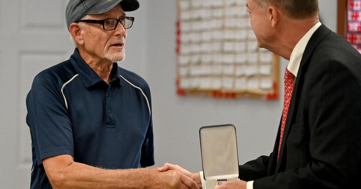 Tribstar U.S. Army veteran receives Purple Heart Medal again | Local News ...