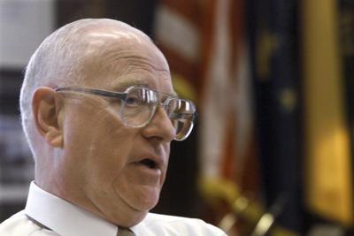 Longtime Former Purdue President Steven Beering Dies News Tribstar Com