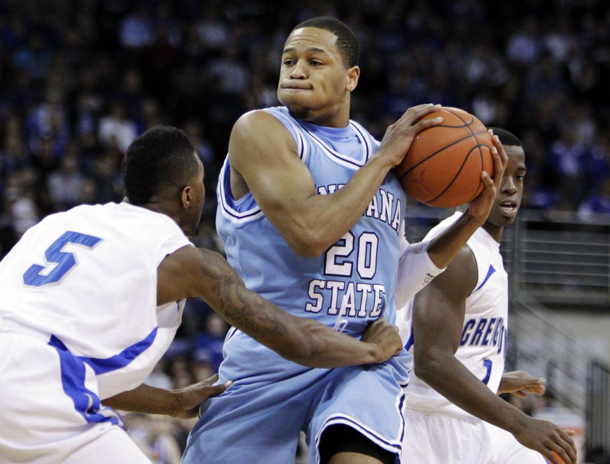Halfway To Ninth No 18 Creighton Blows Out Isu Local College