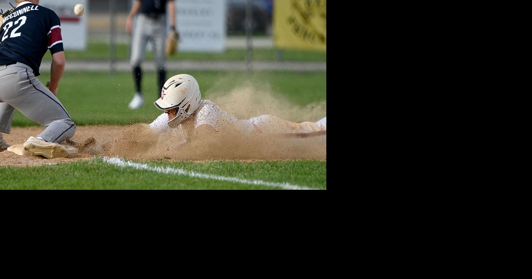 Braves take advantage of generous Panthers, win 8-5