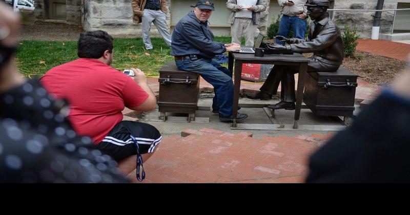 IU statue of WWII journalist Pyle has typo Indiana News tribstar com