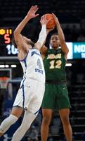 Sycamores head into Florida tournament undefeated