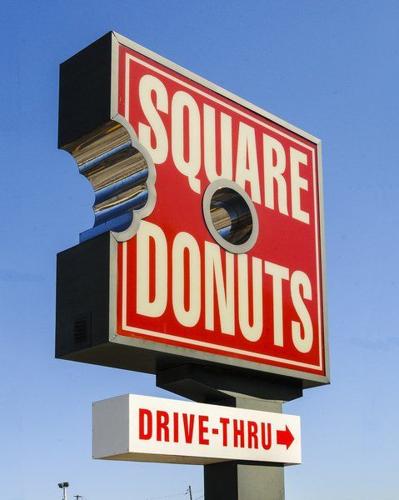 After suit's squared away, local bakery owner expects to win ...