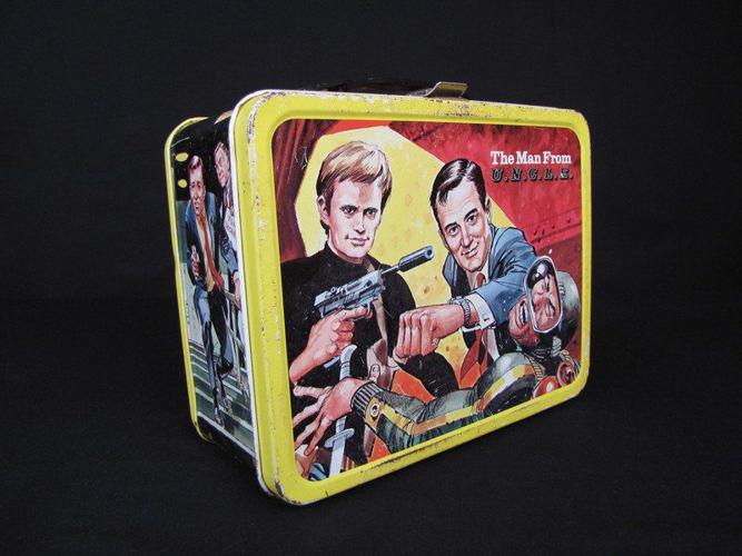 Mark Bennett: The lunch boxes we carried — a reflection of American pop  culture, News Columns