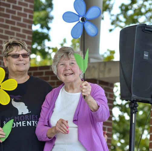 700 take part in 'Walk to End Alzheimer's'