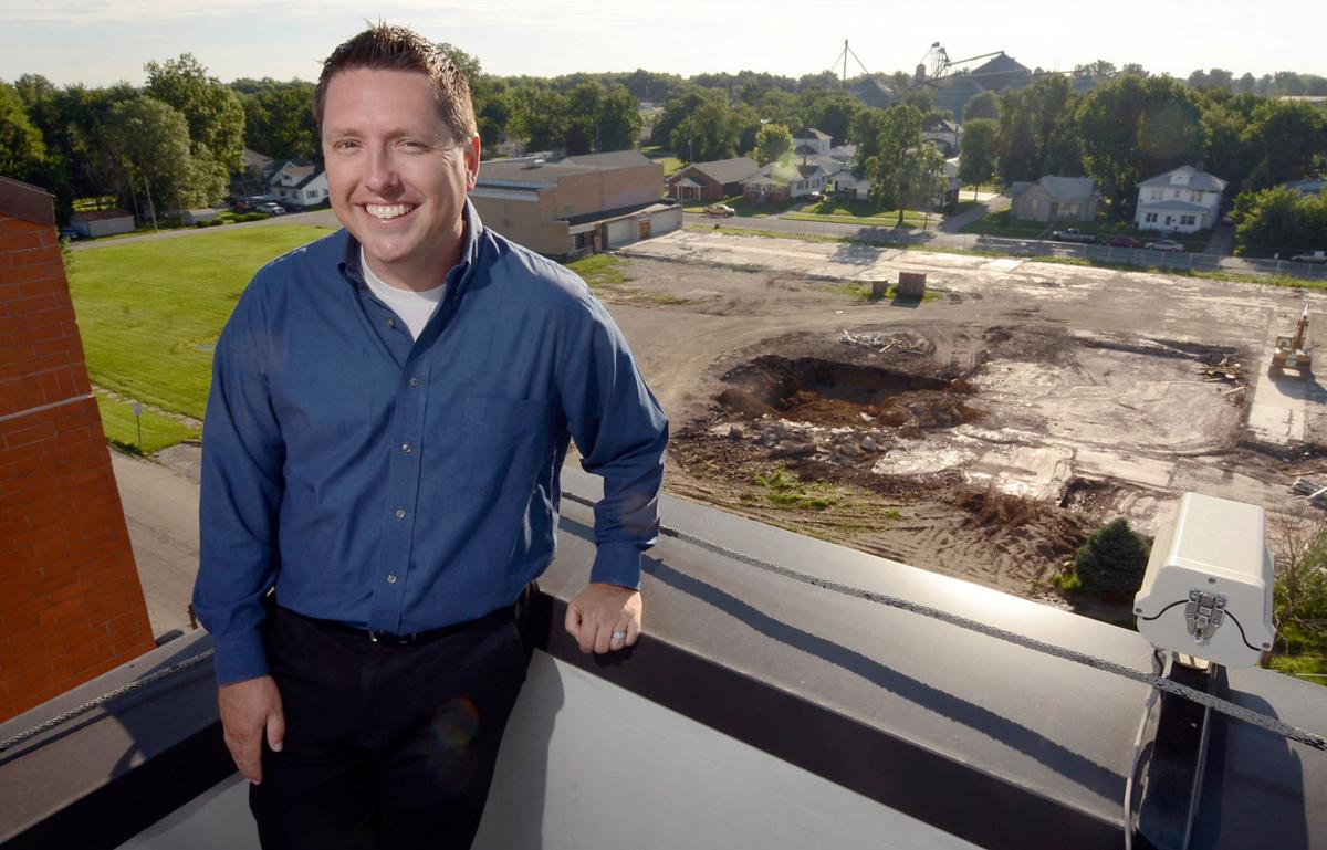 Shakin Up A City Hardworking Mayor Clint Lamb Leading Sullivan Into A New Era Local News Tribstar Com