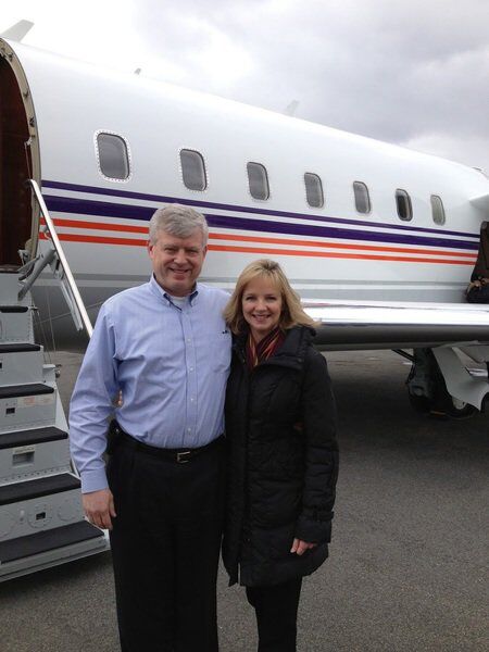 Couple, both ISU grads, give $30,000 for aviation scholarship - Vimarsana News