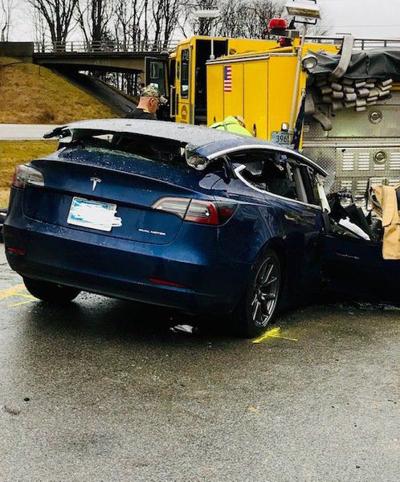 I 70 Crash One Of 3 Raising Questions About Teslas