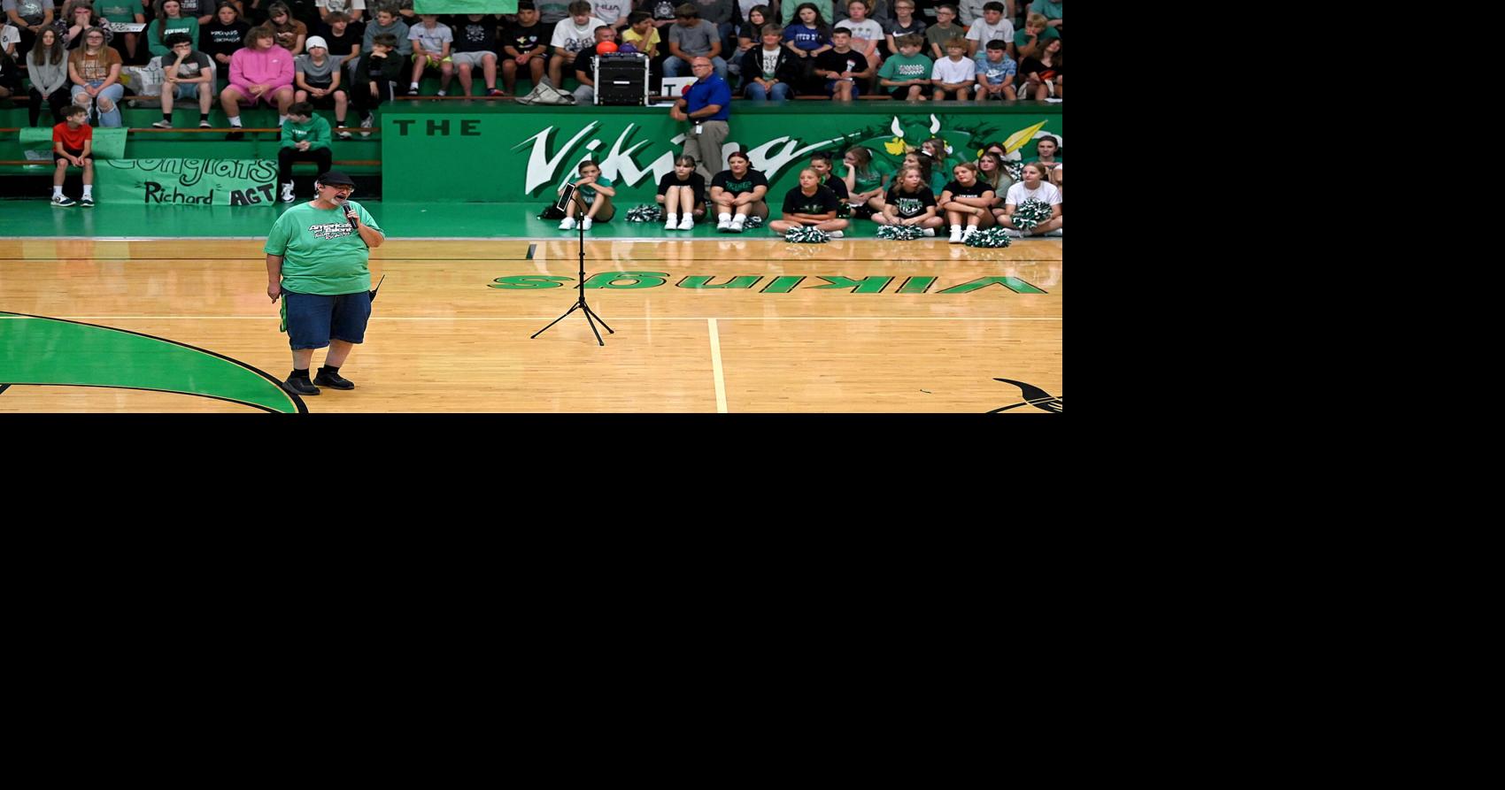 Richard Goodall receives welcome back celebration at West Vigo | Local News  | tribstar.com