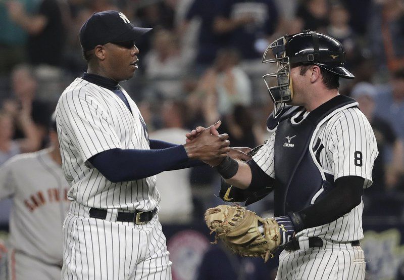 Yankees closer Chapman agrees to accept 30-game suspension