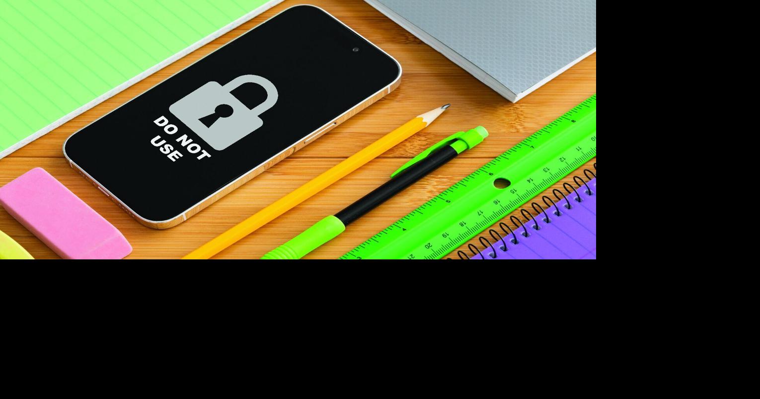 Indiana Senate advances bell-to-bell school cellphone limits