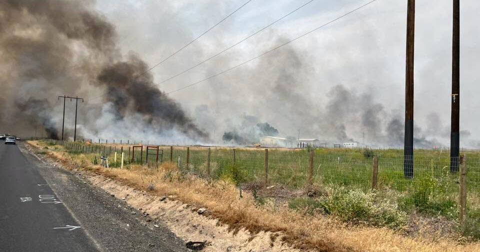 Wagon Wheel Fire Sparks North of Benton City, Evacuations Underway