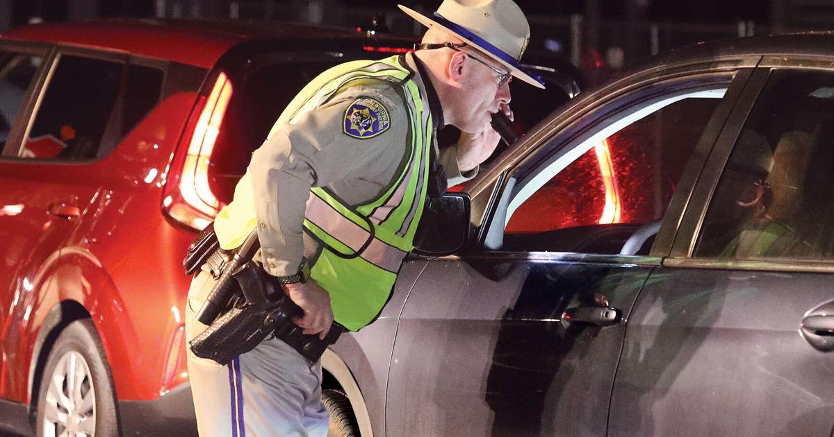 DUI and license checkpoint nets four arrests and dozens of citations ...