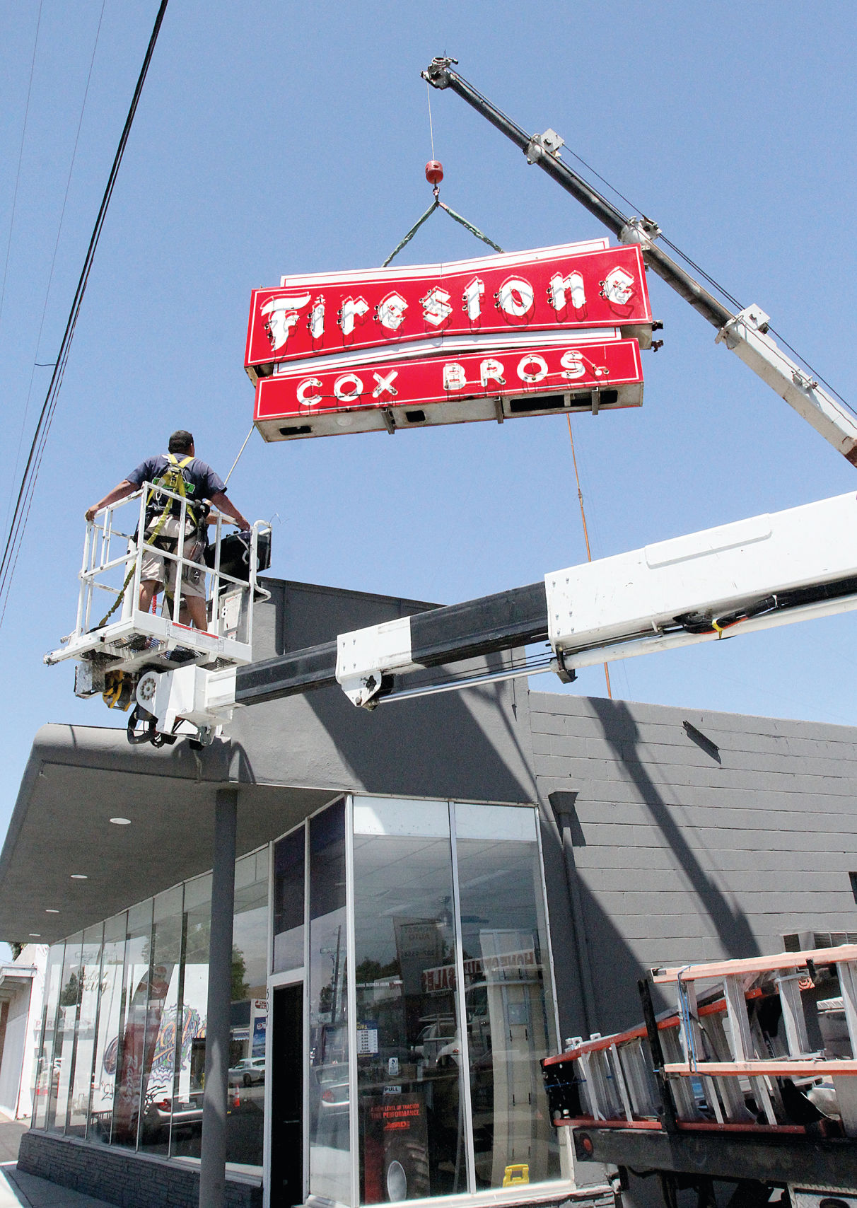 Vintage neon sign restored | Tracy Press Business News