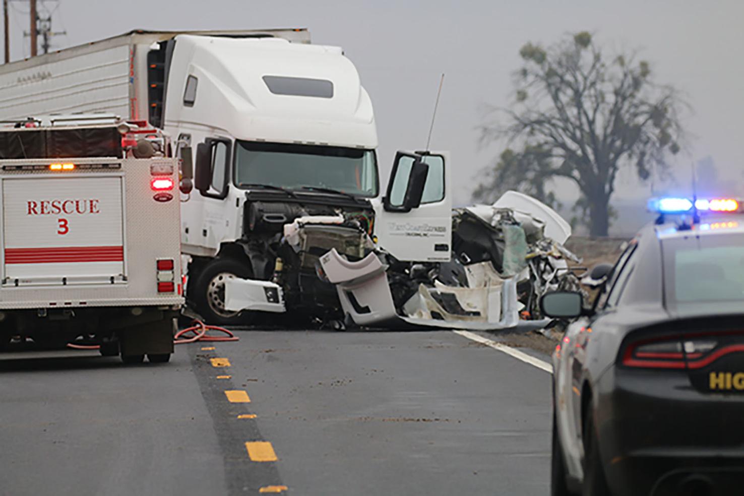 Fatal head-on collision on Highway 33 | Patterson Irrigator News