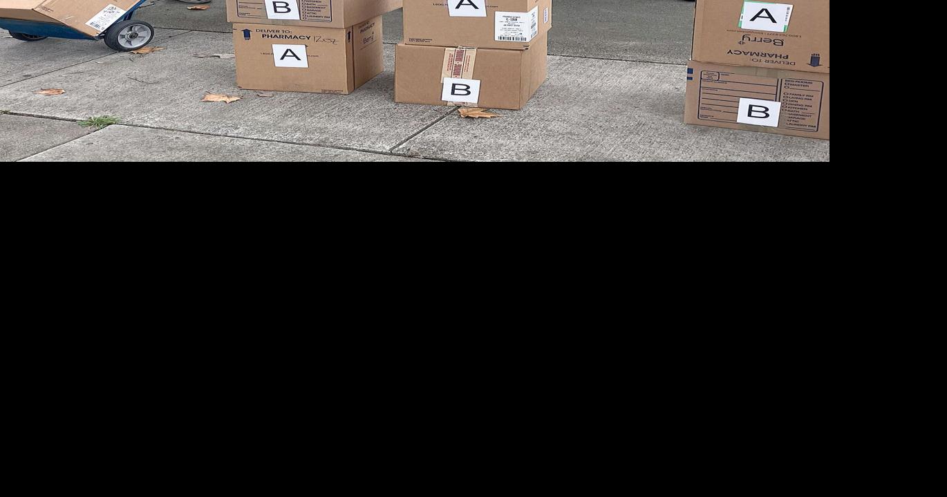 Church donates Thanksgiving food