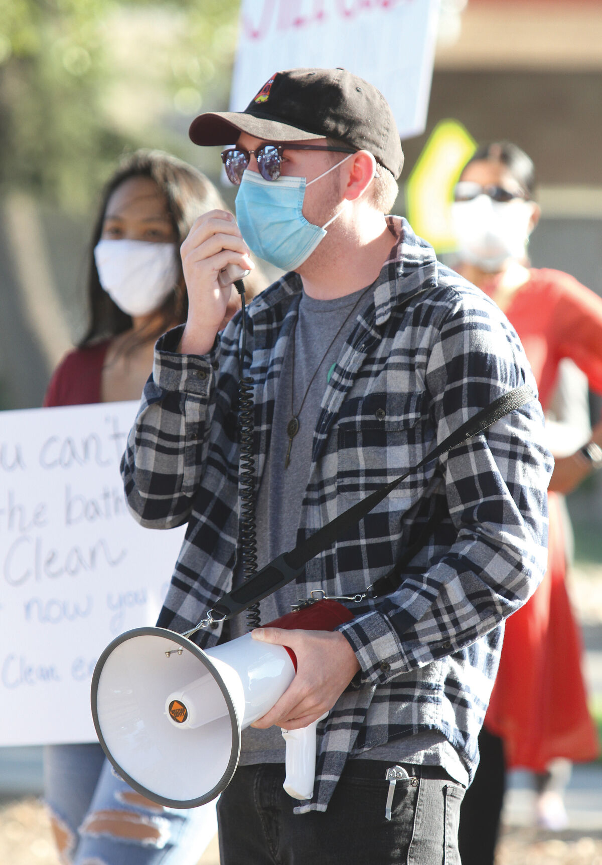 Protesters Picket At TUSD Offices Amid Reopening Backlash | Tracy Press ...