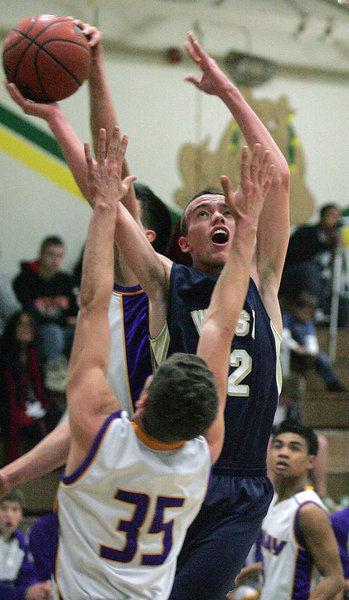 Basketball West Wins Winter Classic Tracy Press Sports