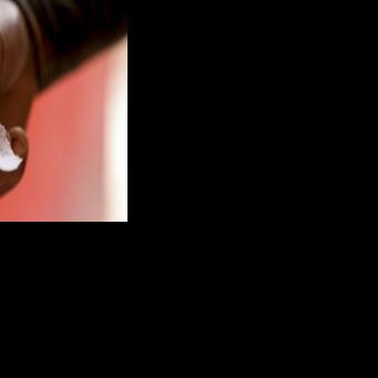 After oil, Venezuela opens up mining to private investors