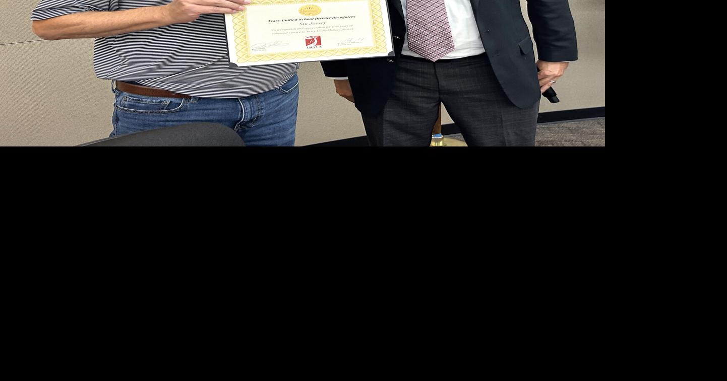 TUSD honors photographer, website founder