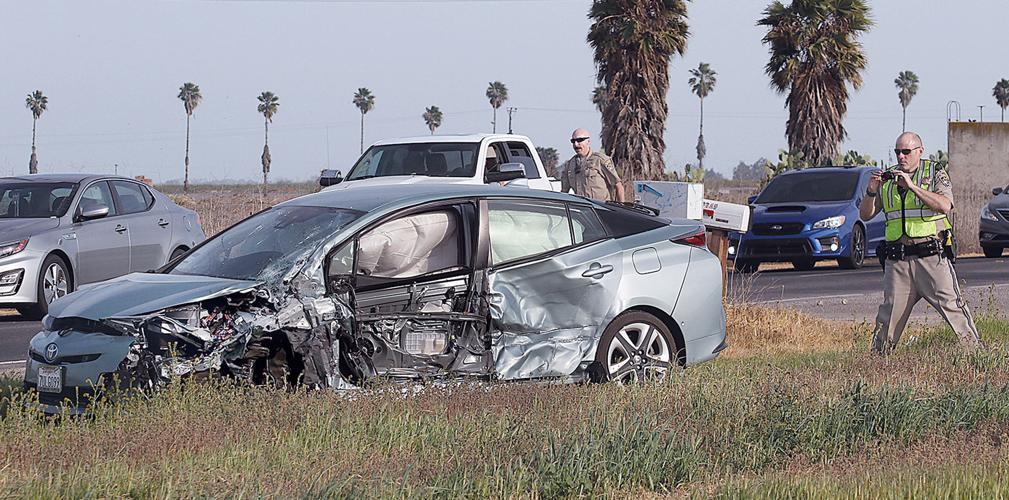 Crash on Kasson Road kills Tracy woman, injures two others Tracy