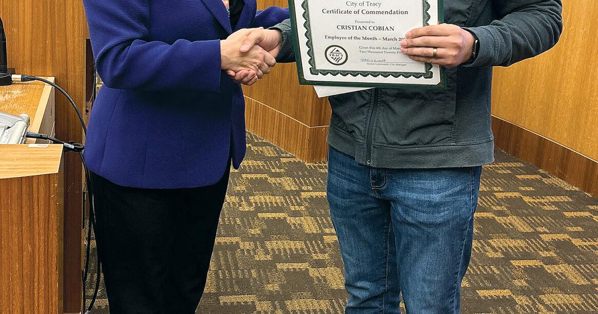 City honors building inspector as employee of the month | Tracy Press ...