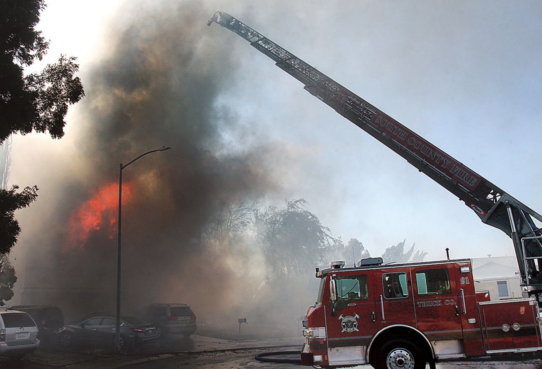 Four-alarm Fire Tears Through Tracy Neighborhood | Tracy Press News ...