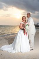 Kenton, King marry in island ceremony