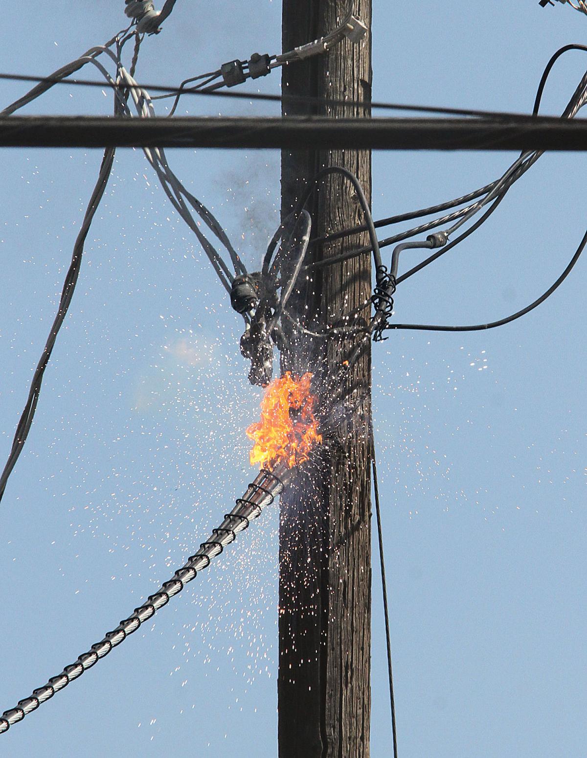 Power line catches fire, creates downtown hazard | Tracy Press News