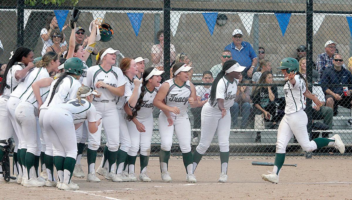 Tracy advances to championship