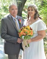 Payton, Moore tie the knot