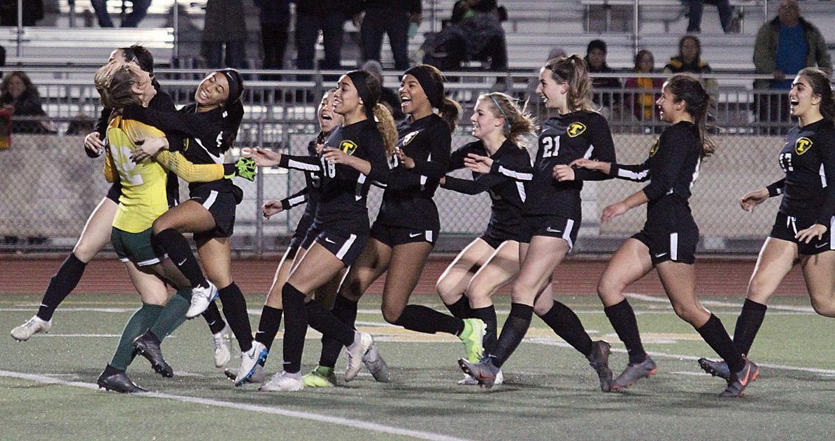 Girls soccer Tracy holds up under pressure to beat Turlock on PKs
