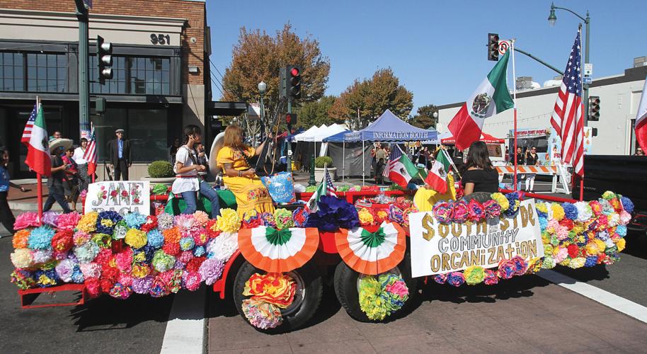 Mexican Independence Day Celebrated With Parade Day In The Park mexican-independence-day-celebrated-with-parade-day-in-the-park