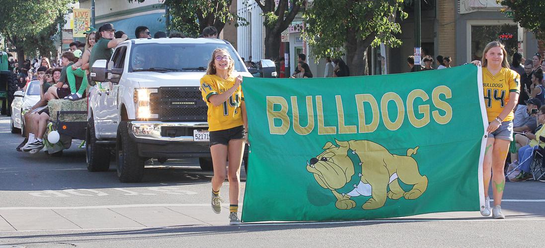 Tracy High shows their pride, spirit in parade through