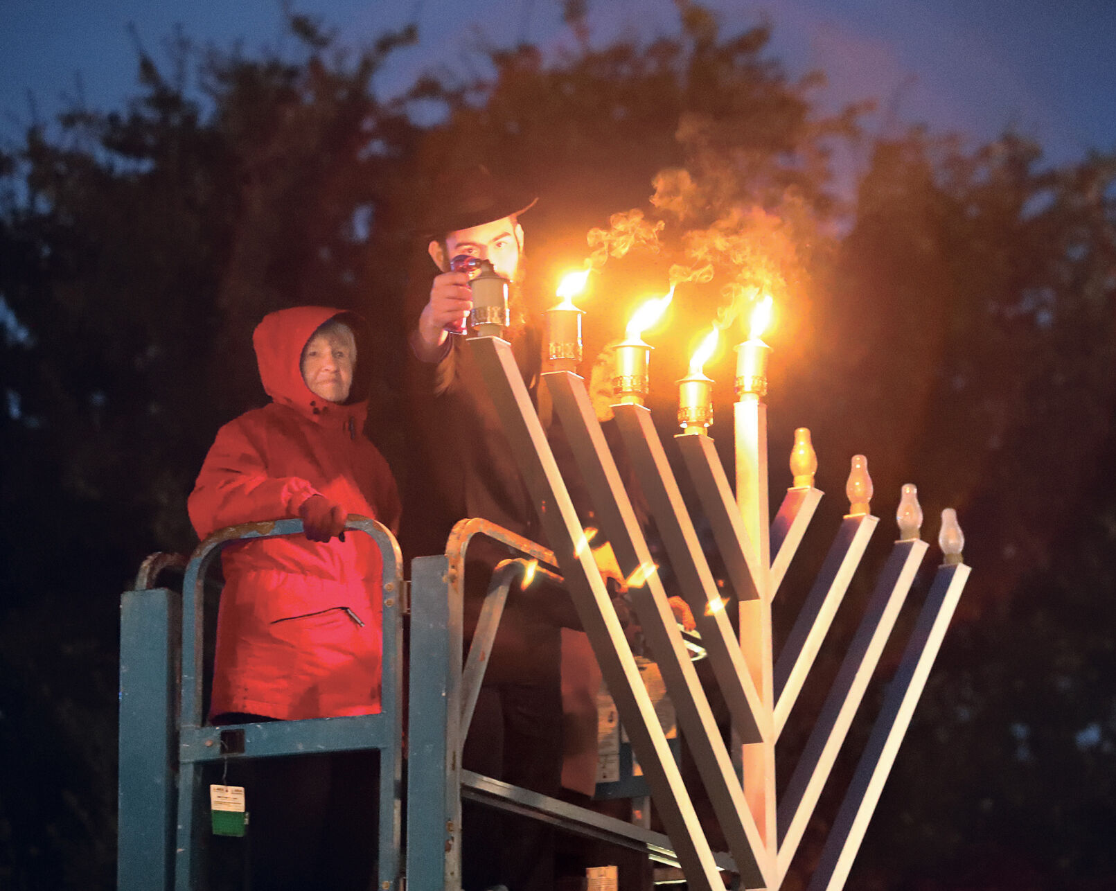 Chabad Of Tracy Jewish Center Celebrates Chanukah With Public Menorah ...