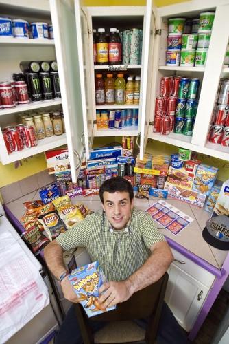 Munchies delivery service caters to students' late-night cravings   