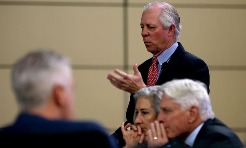 Robbins speaks to regents (copy)