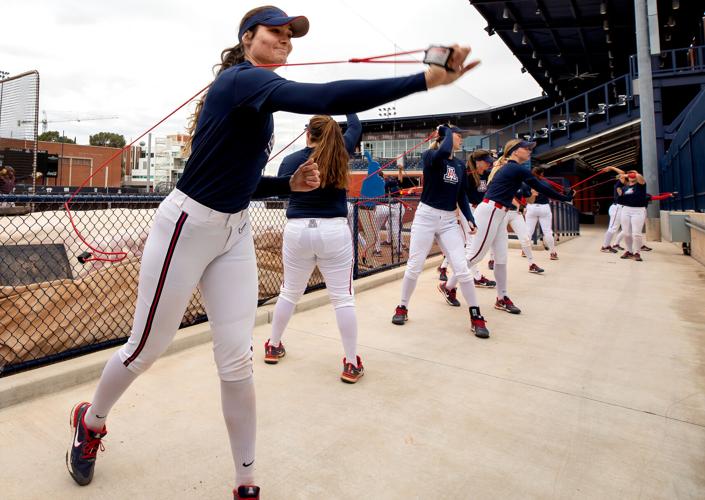 020622-tuc-spt-uasoftballmain-p1