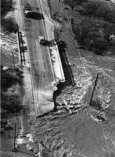 Agua Caliente Wash erodes Tanque Verde Road