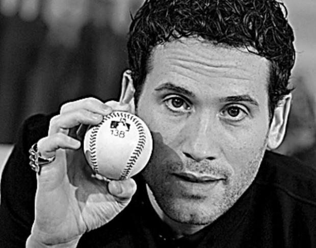 Bonds' 756th ball lands in Hall, asterisk and all  