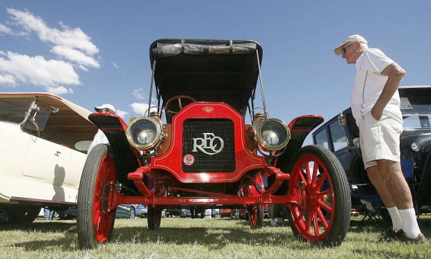 Lots of cool old cars, a chance for a 'Vette   