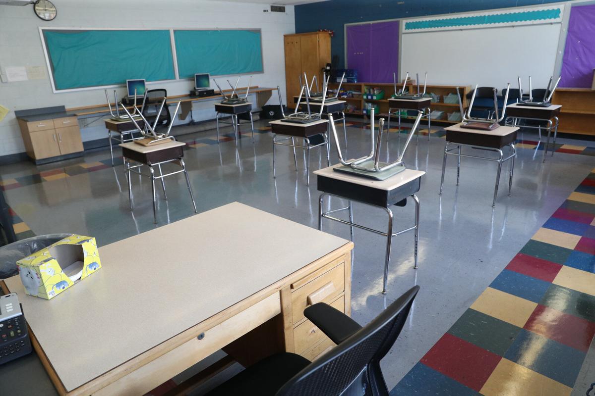 Empty classroom (copy)