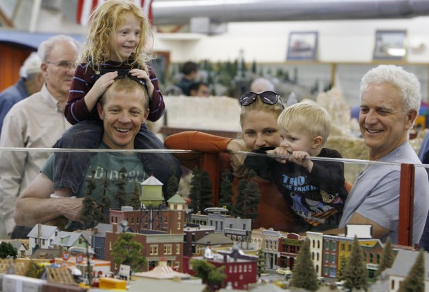 Train lovers share their passion   