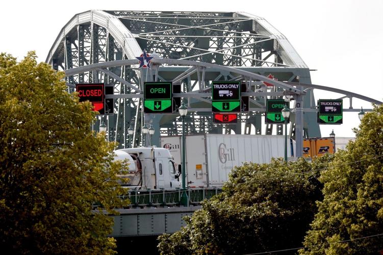 Peace Bridge back up (copy)