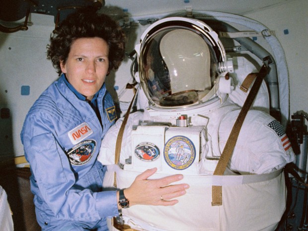 famous-female-space-explorers-stories-from-the-archives-tucson