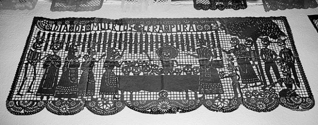 Papel picado depicts Mexican life  