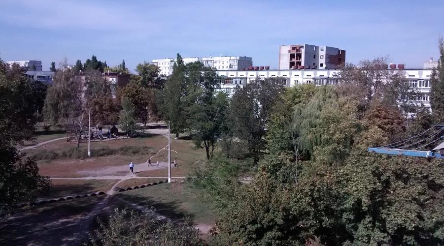 Bonnie and Anya Ledford, Ukraine